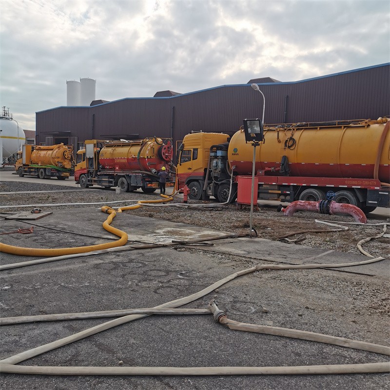 开州污水池清理